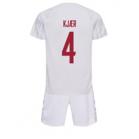 Dětský Fotbalový dres Dánsko Simon Kjaer #4 MS 2022 Venkovní Krátký Rukáv (+ trenýrky)